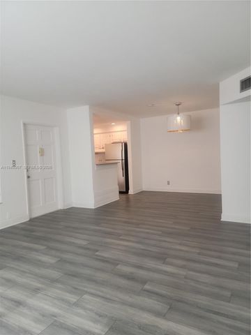 651 Pine Dr 110, Pompano Beach, FL 33060