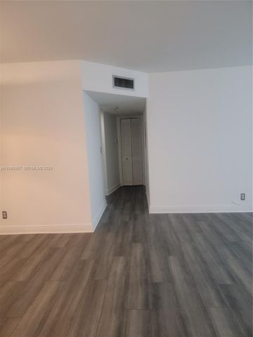 651 Pine Dr 110, Pompano Beach, FL 33060