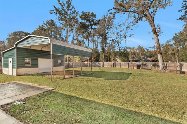 2743 N Colosseum Court, New Caney, TX 77357