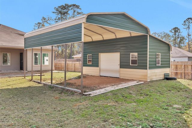 2743 N Colosseum Court, New Caney, TX 77357