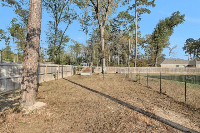 2743 N Colosseum Court, New Caney, TX 77357