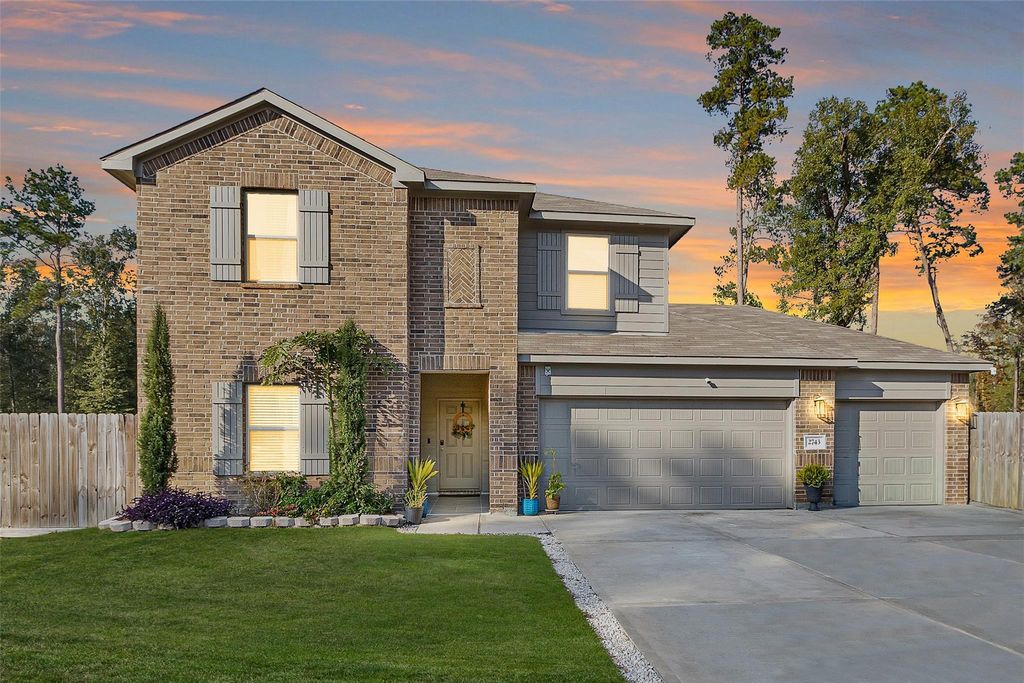 2743 N Colosseum Court, New Caney, TX 77357