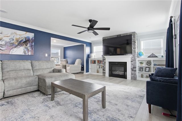 2654 Salerno Dr, Collier Twp, PA 15071
