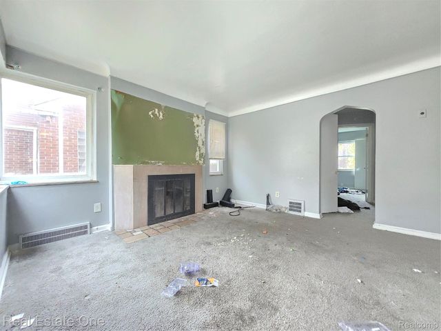 5798 Oldtown Street, Detroit, MI 48224