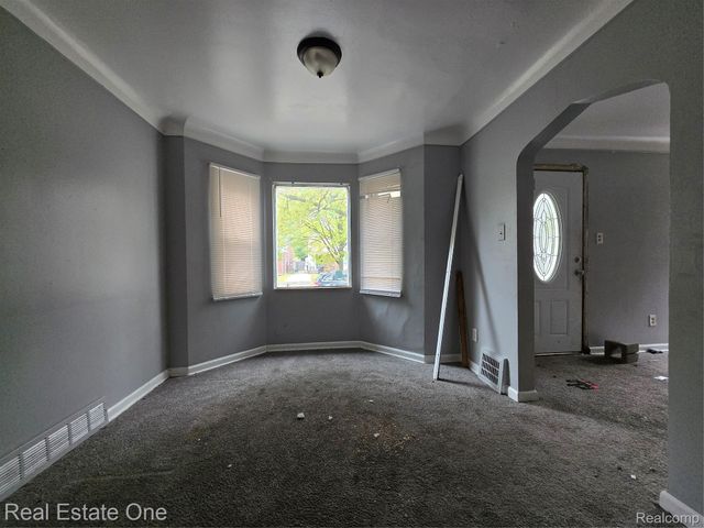 5798 Oldtown Street, Detroit, MI 48224