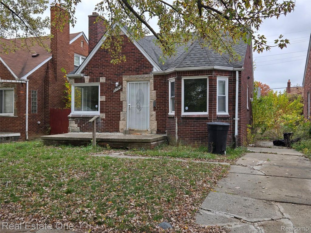 5798 Oldtown Street, Detroit, MI 48224