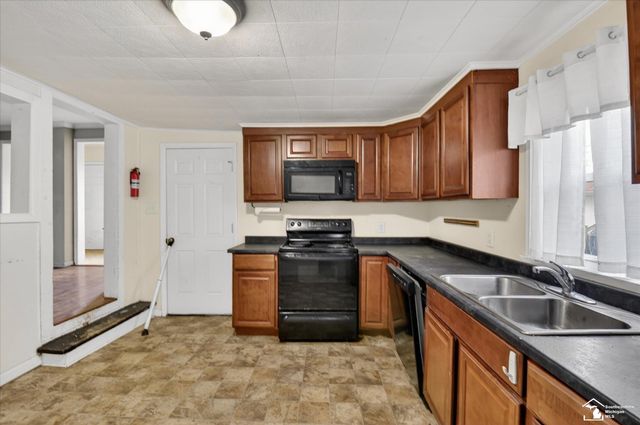 729 Obrien Street, Monroe, MI 48161