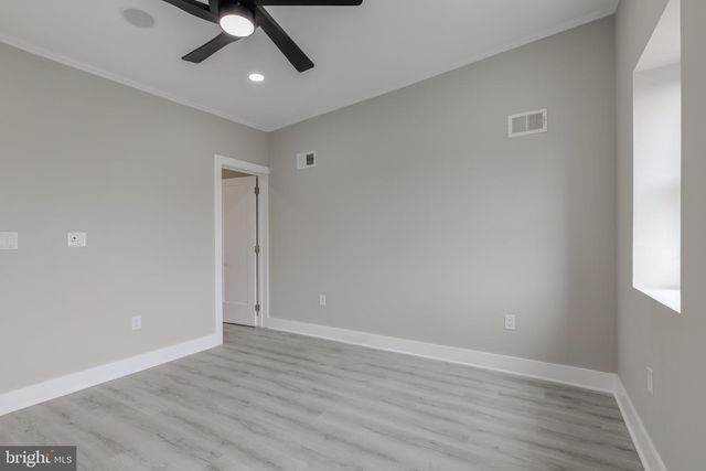 2180 E CUMBERLAND ST, Philadelphia, PA 19125