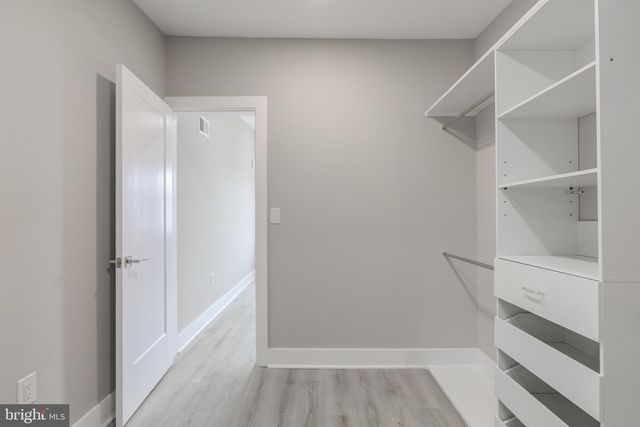 2180 E CUMBERLAND ST, Philadelphia, PA 19125