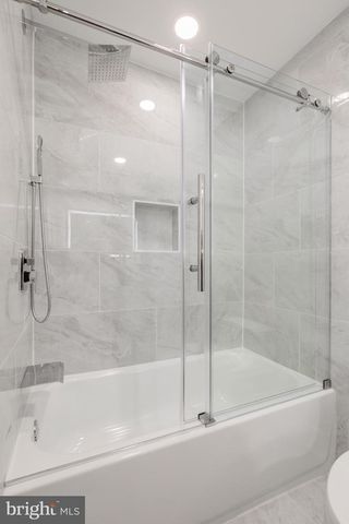 2180 E CUMBERLAND ST, Philadelphia, PA 19125