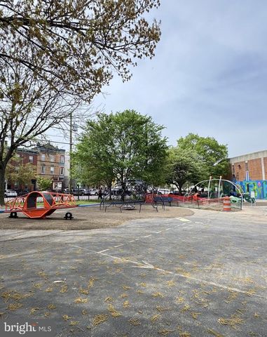 2180 E CUMBERLAND ST, Philadelphia, PA 19125