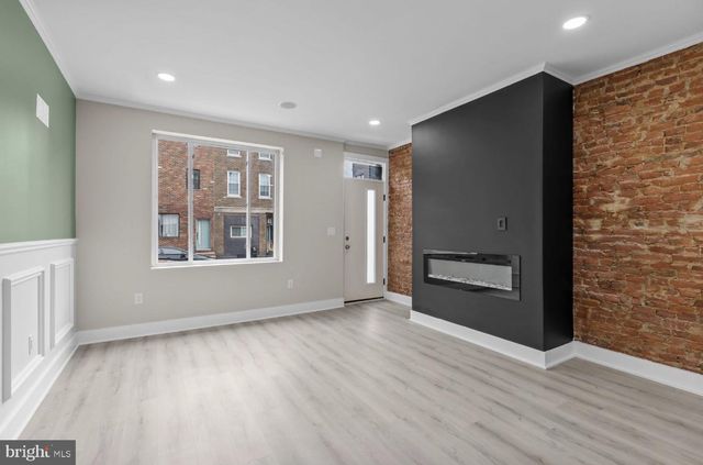 2180 E CUMBERLAND ST, Philadelphia, PA 19125