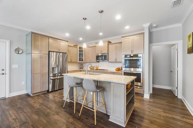 510 Garden Gate Lane, Lewis Center, OH 43035