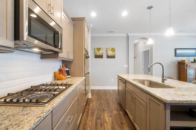 510 Garden Gate Lane, Lewis Center, OH 43035