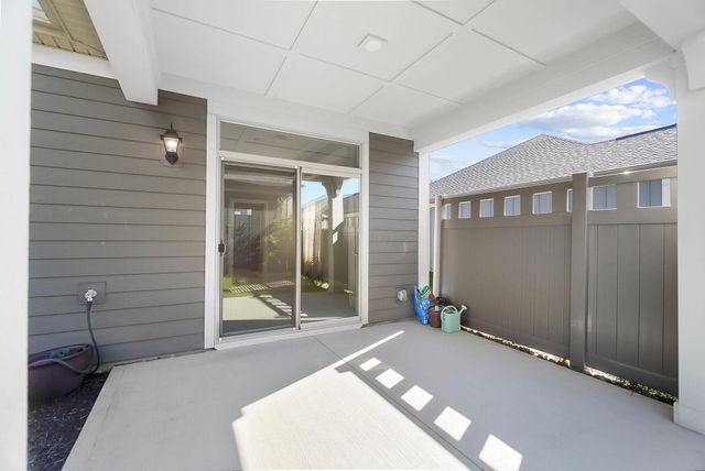 510 Garden Gate Lane, Lewis Center, OH 43035