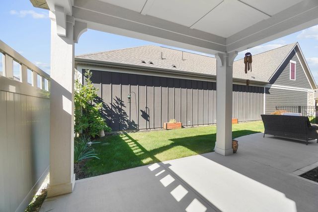 510 Garden Gate Lane, Lewis Center, OH 43035