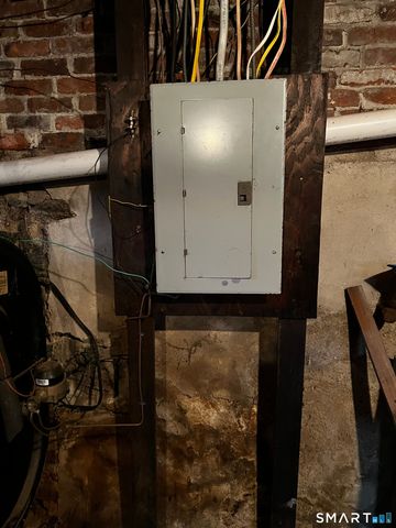 456 East Main Street, Norwich, CT 06360