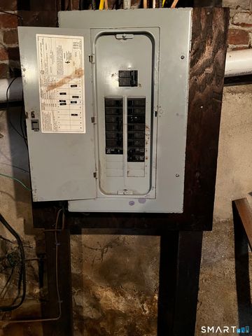 456 East Main Street, Norwich, CT 06360