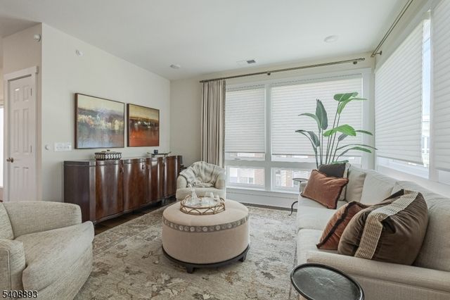 3 Vanderbilt Blvd 406, Florham Park Boro, NJ 07932