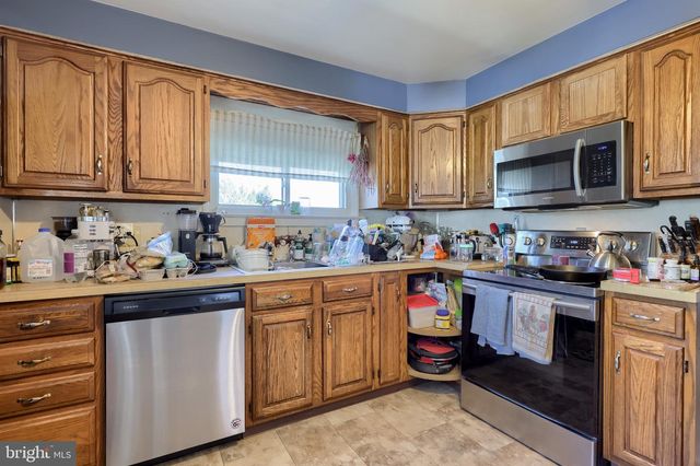 1024 VICTOR ST, Lebanon, PA 17042
