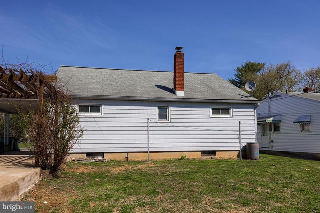 1024 VICTOR ST, Lebanon, PA 17042