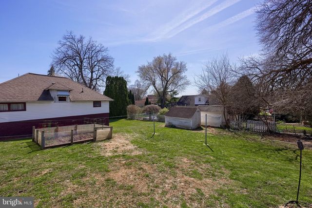 1024 VICTOR ST, Lebanon, PA 17042