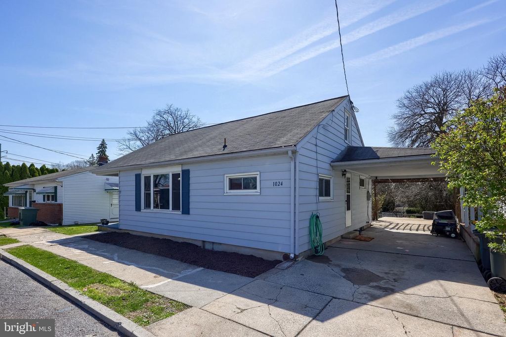 1024 VICTOR ST, Lebanon, PA 17042