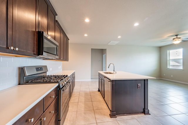 1325 Eagle Ray ST, Leander, TX 78641