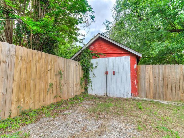 6823 S Kleiner Avenue, Oklahoma City, OK 73097