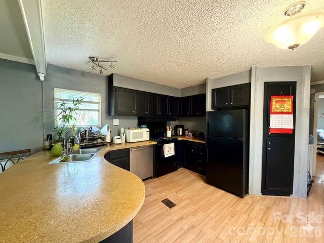 150 Heatherwood Court, Clover, SC 29710