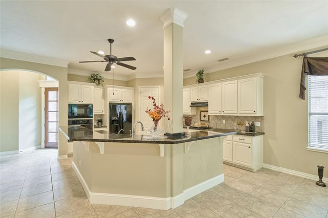 11130 Hunters Landing, Montgomery, TX 77356