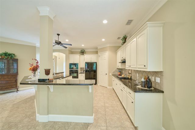 11130 Hunters Landing, Montgomery, TX 77356