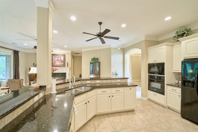 11130 Hunters Landing, Montgomery, TX 77356