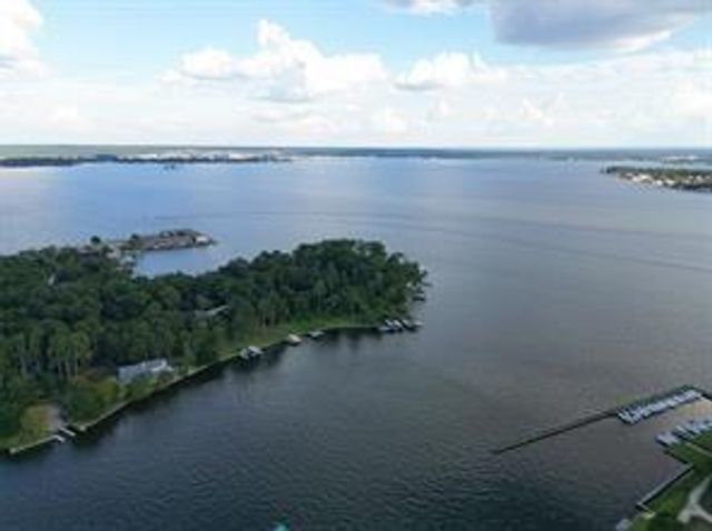 11130 Hunters Landing, Montgomery, TX 77356