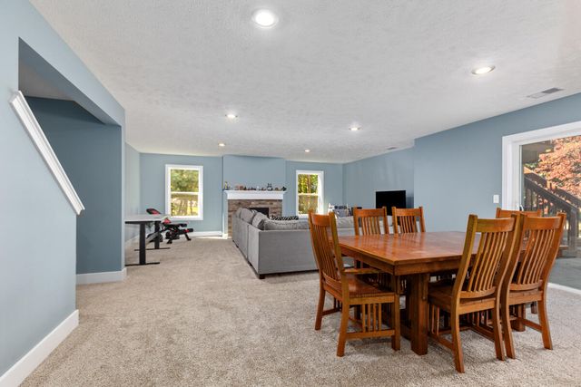 3459 Wolven Ridge Drive, Rockford, MI 49341