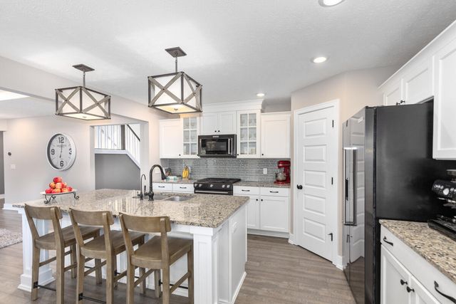 3459 Wolven Ridge Drive, Rockford, MI 49341