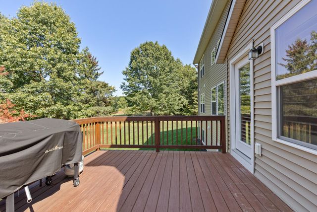 3459 Wolven Ridge Drive, Rockford, MI 49341