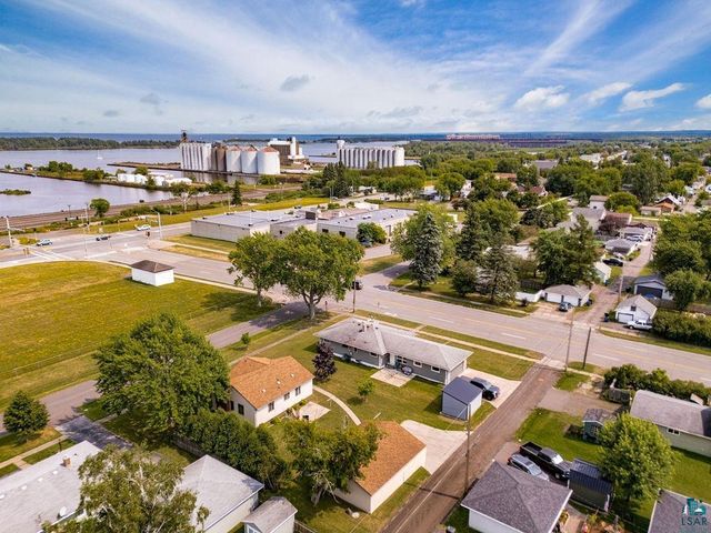 1724 E 3rd St, Superior, WI 54880