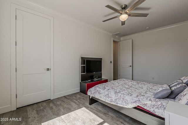 3834 E CLARENDON Avenue, Phoenix, AZ 85018
