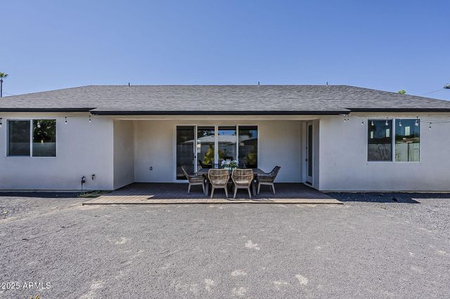 3834 E CLARENDON Avenue, Phoenix, AZ 85018