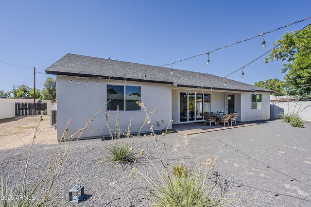 3834 E CLARENDON Avenue, Phoenix, AZ 85018