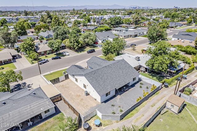 3834 E CLARENDON Avenue, Phoenix, AZ 85018