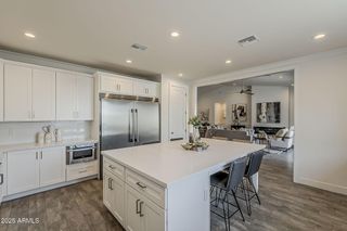3834 E CLARENDON Avenue, Phoenix, AZ 85018