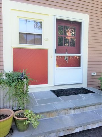 97 Narragansett Avenue C3, Newport, RI 02840