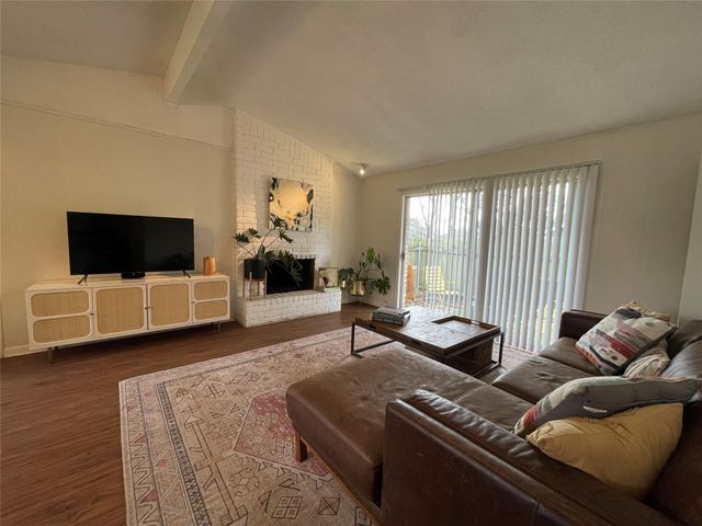 914 Beaver TRL A, Austin, TX 78746