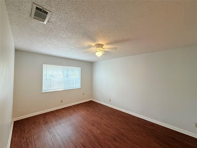 914 Beaver TRL A, Austin, TX 78746