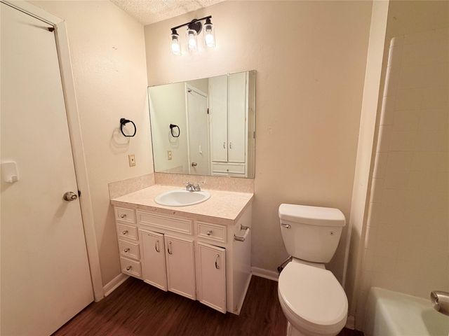 914 Beaver TRL A, Austin, TX 78746