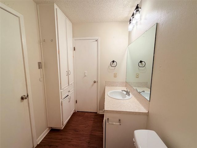 914 Beaver TRL A, Austin, TX 78746