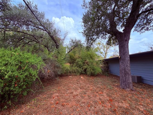 914 Beaver TRL A, Austin, TX 78746