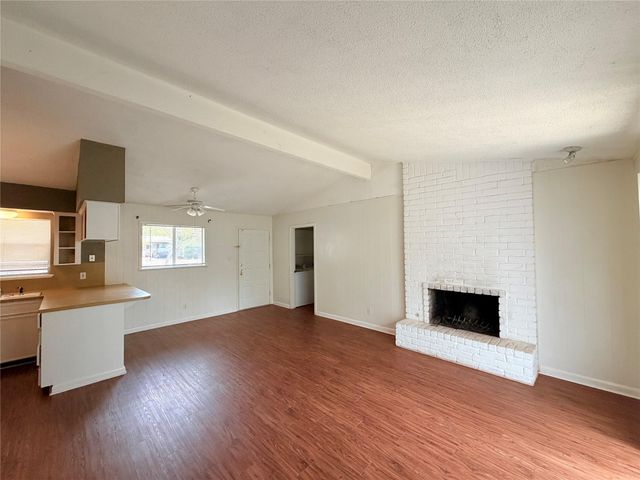 914 Beaver TRL A, Austin, TX 78746